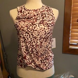 NWT Old Navy Breathe On crop workout top small